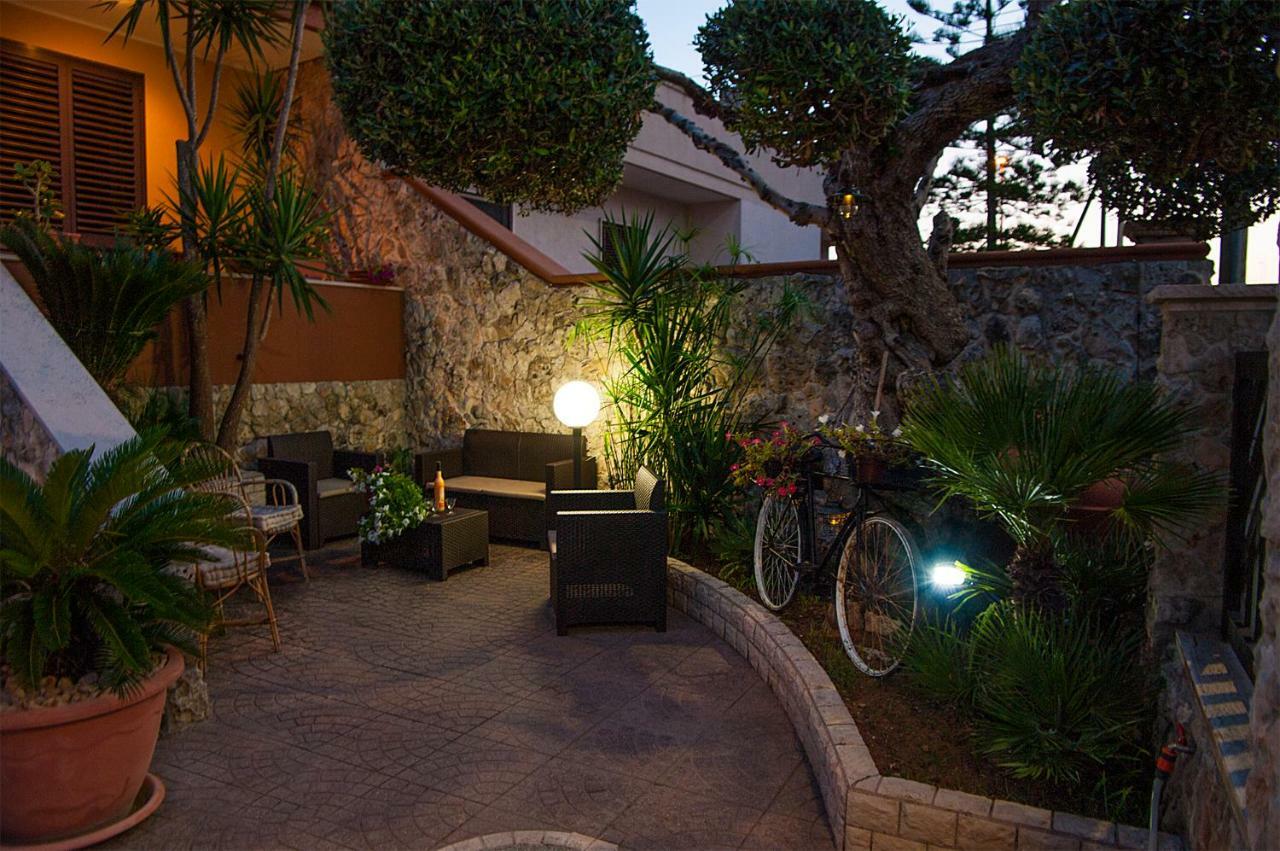 Guesthouse Da Filiberto Melendugno Esterno foto